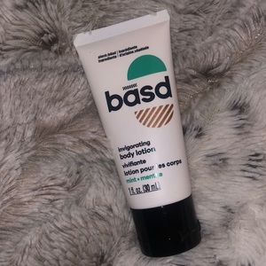 5/$25 🖤 Bāsd Body Lotion